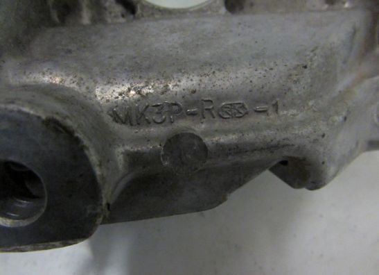 Duo voetsteun rechts Honda VF 700  750 C Magna