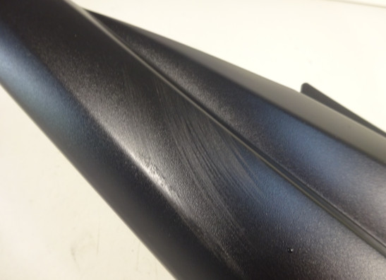 Rechter zijkuip klein Suzuki GSR 600