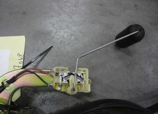 Tankuhr Honda VFR 800 I