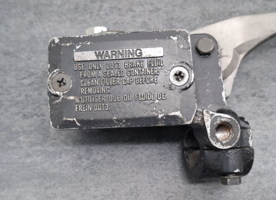 Front brake master cylinder  Kawasaki GPX 750
