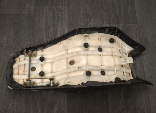 Zadel Yamaha YX 600 Radian