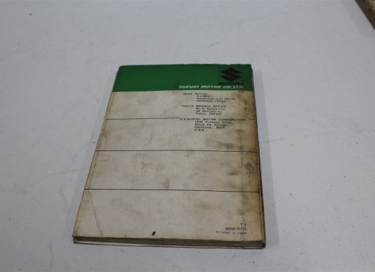 Onderdelenboek Suzuki GT 250