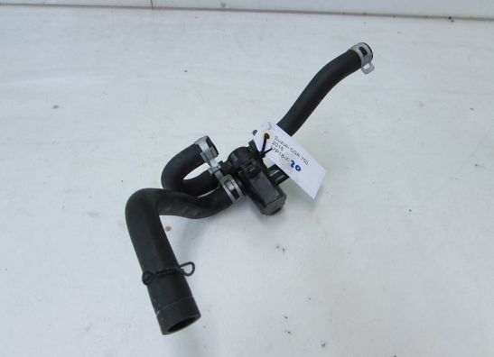 Engine parts Suzuki GSR 750