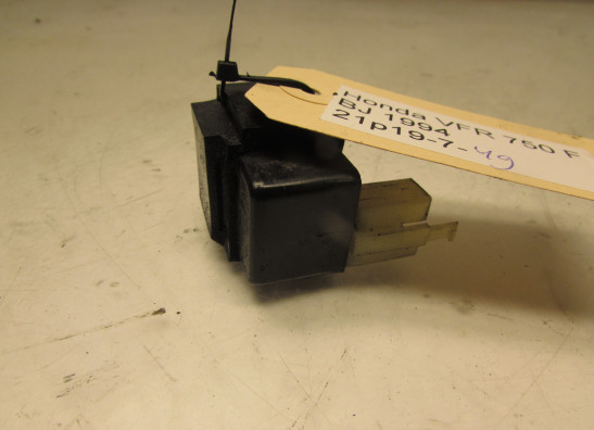 Relay Honda VFR 750