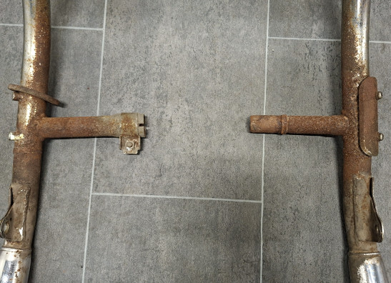 Uitlaat Honda CM 250 C