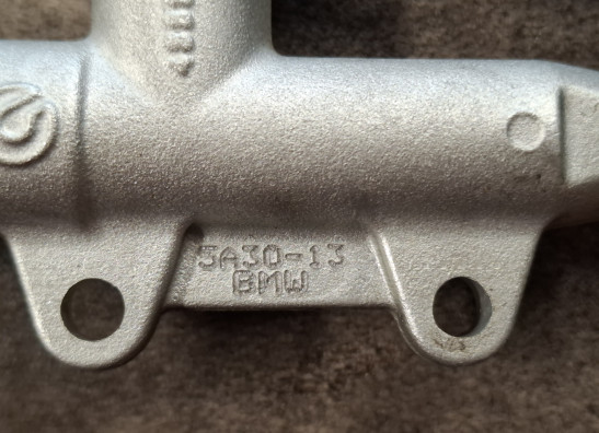 Rempomp achter BMW F 800 GS