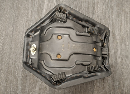 Sitzbank Suzuki VZ 800 marauder