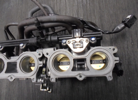 Gasklephuis Honda CBR 650 R