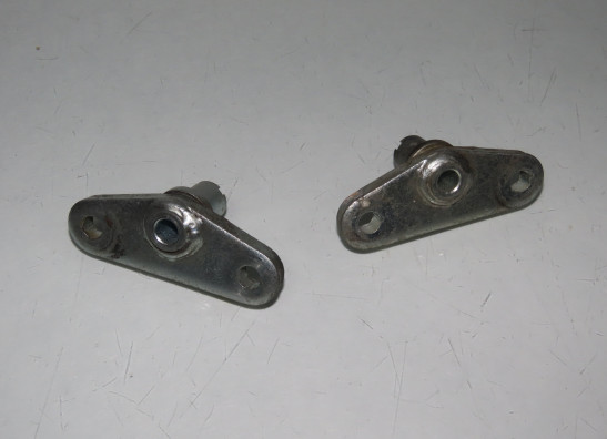 Voetsteun links Moto Guzzi California EV