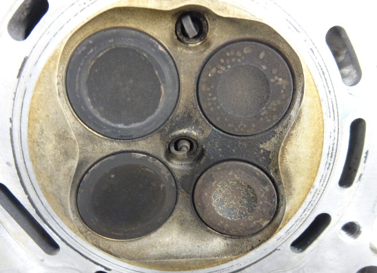 Cilinderkop Aprilia RSV 1000