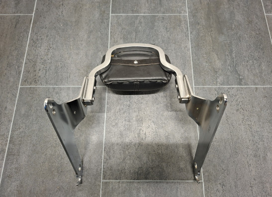 Rugsteun sissybar Harley Davidson FXFBS Fat Bob