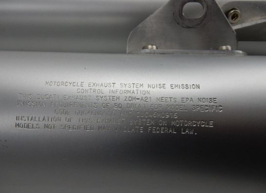 Uitlaat Ducati monster 900