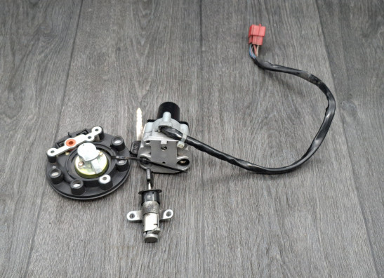 Slotenset Yamaha TDM