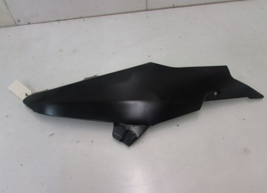 Cowl lower right Suzuki GSX R 750