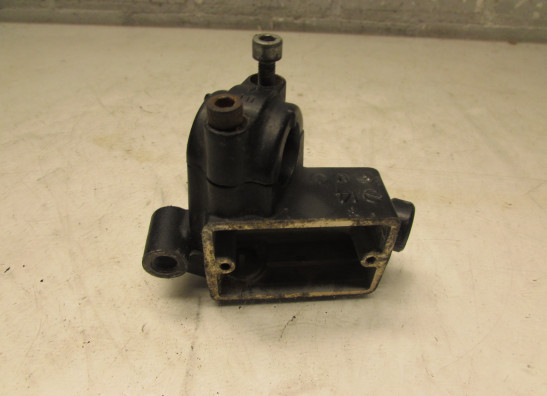 Rempomp Yamaha V max