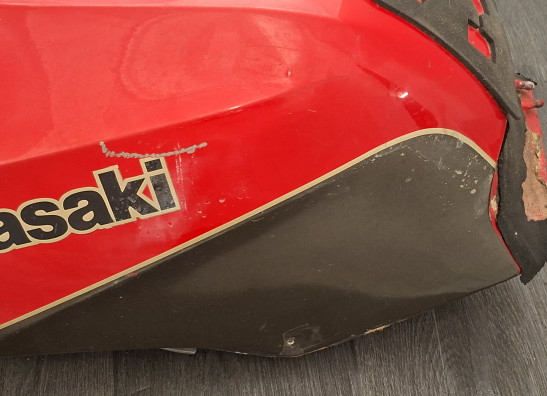 Benzintank Kawasaki GPZ 900