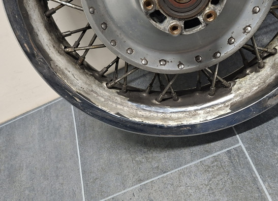 Rear wheel Suzuki VS 1400 Intruder