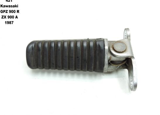 Footrest left Kawasaki GPZ 900