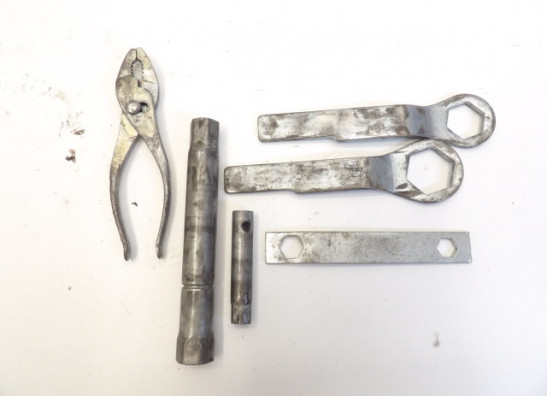 Tool set Kawasaki ZZR 600