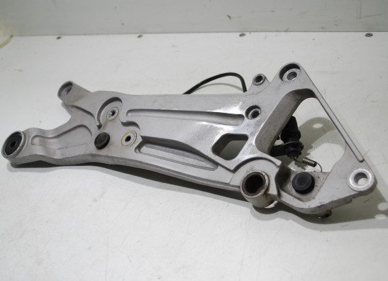 Main step holder right Yamaha GTS 1000