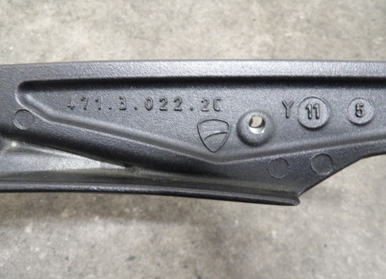 Duo voetsteun rechts Ducati Diavel