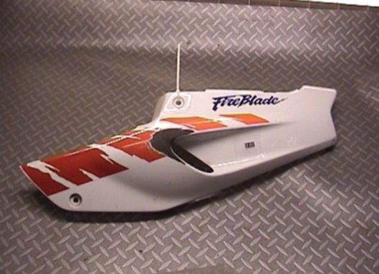 Heck links Honda CBR 900 RR