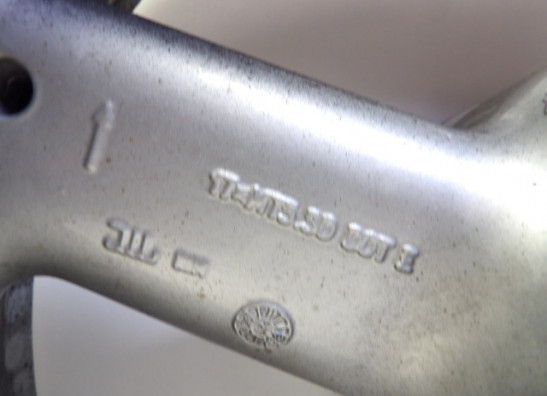 Achtervelg Triumph Sprint RS