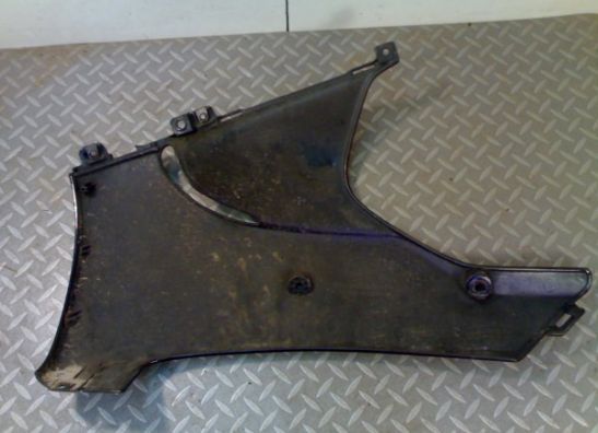 Cowl lower right Honda CBR 900 RR
