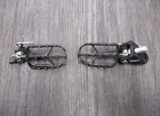 Voetsteun links Honda CRF 450 L