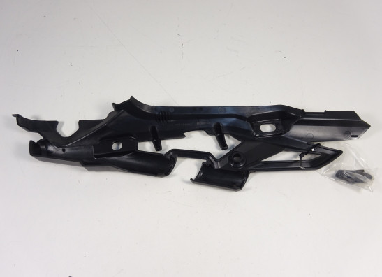 Linker achterkant Triumph Tiger 800