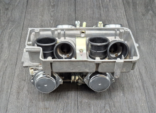 Carburetor assy Honda VF 700  750 C Magna