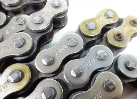 Ketting en tandwielset Ducati Paso