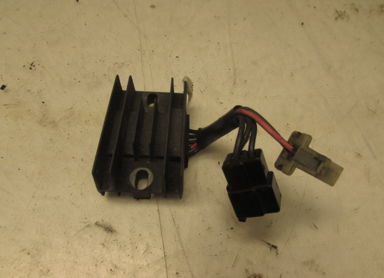 Regler Gleichrichter Suzuki GZ 250 Marauder