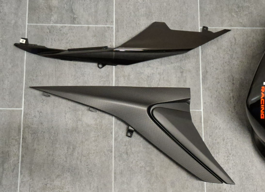 Cowling set complete Aprilia Tuono 660