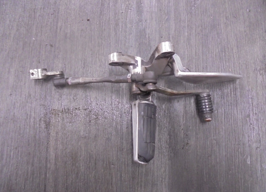 Footpegs left and or right Yamaha FZR 600