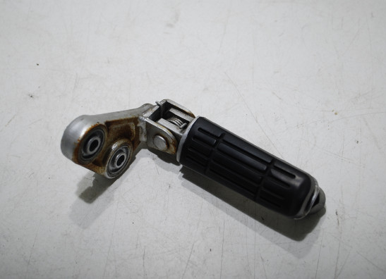 Footrest left Yamaha GTS 1000