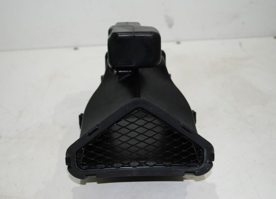 Air intake center Suzuki GSX R 750