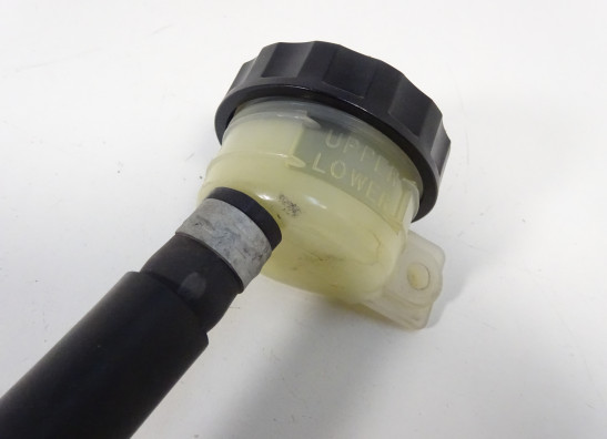 Rempomp achter Kawasaki ZX 6 R