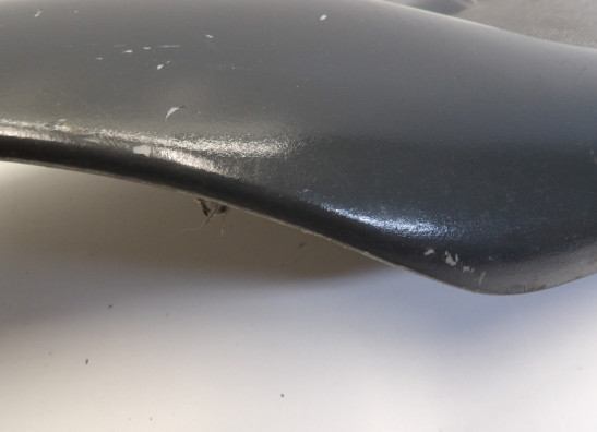 Rechter achterkant Aprilia Pegaso