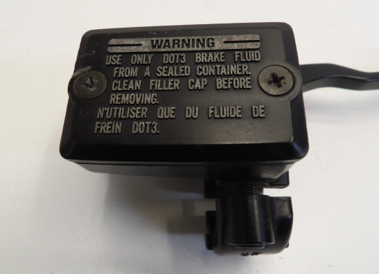 Front brake master cylinder  Kawasaki GPZ 500