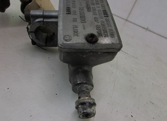 Clutch master cylinder Honda VFR 750
