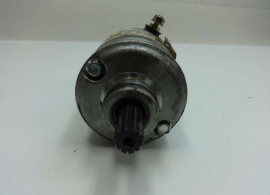 Starting motor Suzuki GS 500 E
