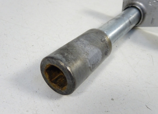 Axle front Suzuki DL 650 V STROM