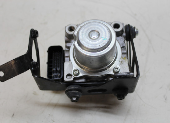 ABS pomp Honda CB 1000 R