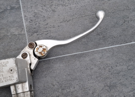 Front brake master cylinder  Suzuki GSX 1100 G