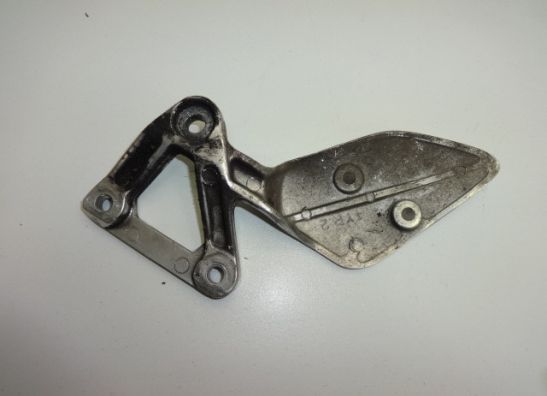 Main step holder left Yamaha FAZER 600