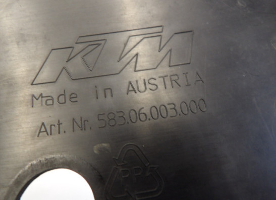 Linker zijkuip klein KTM 640 Duke 2