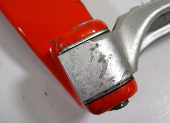 Soziusfussraste links Aprilia RSV 1000