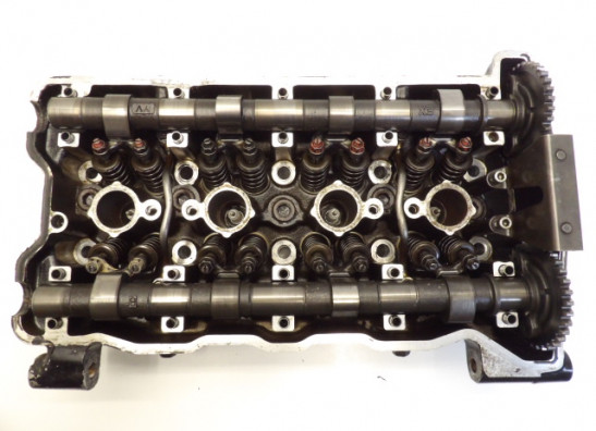 Cylinder head Kawasaki GPZ 900