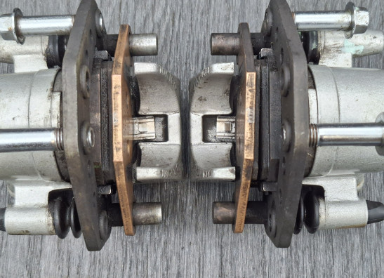 Brake calipers front Kawasaki VN 700  750